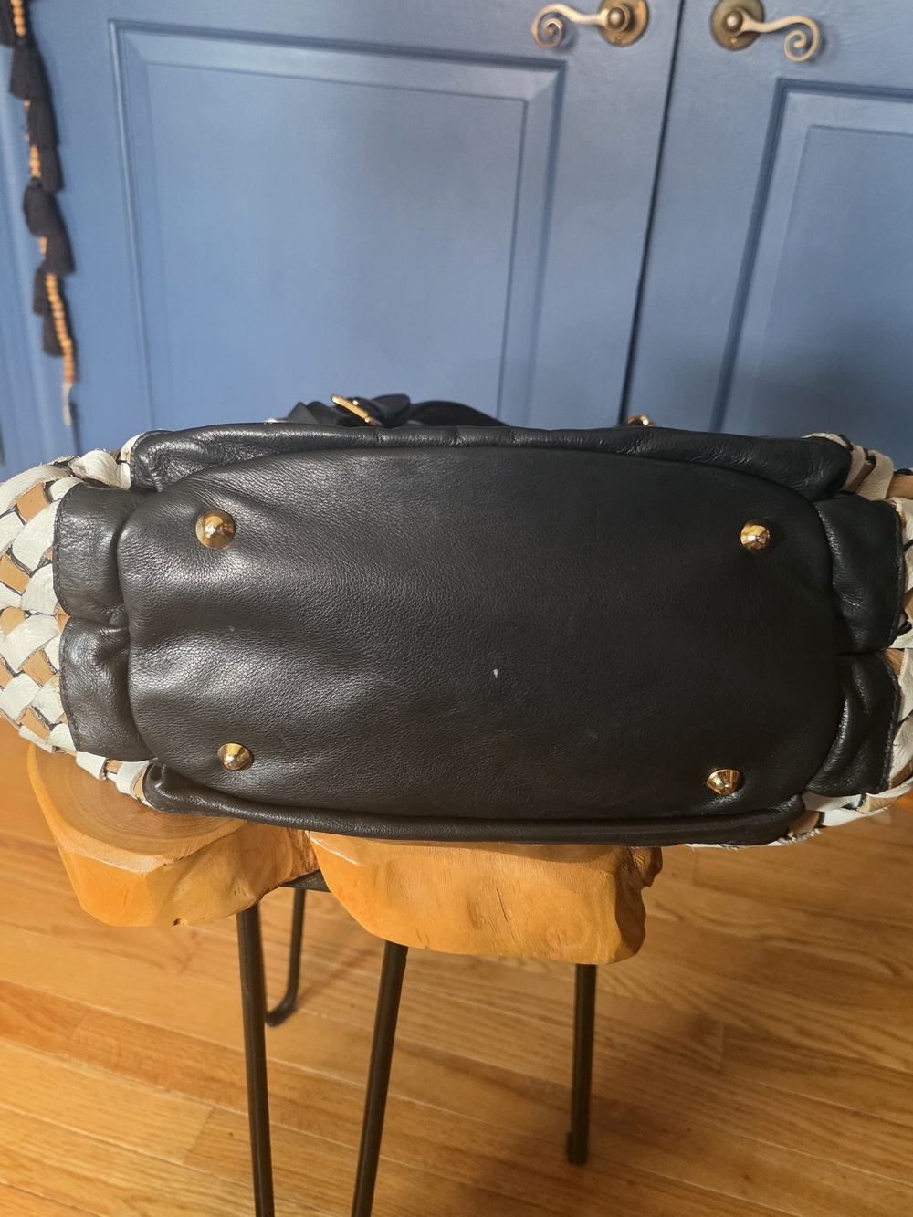 VIDA Brazilian Woven Leather Hobo Bag - Excellent Condition (Worn Once or Twice! - Picture 3 of 5